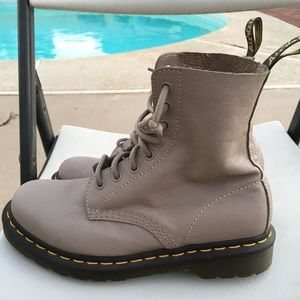 Dr Martens Bone Boots Doc Martens 7